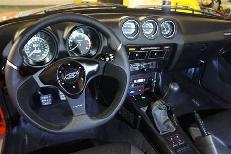 datsun 240z dash